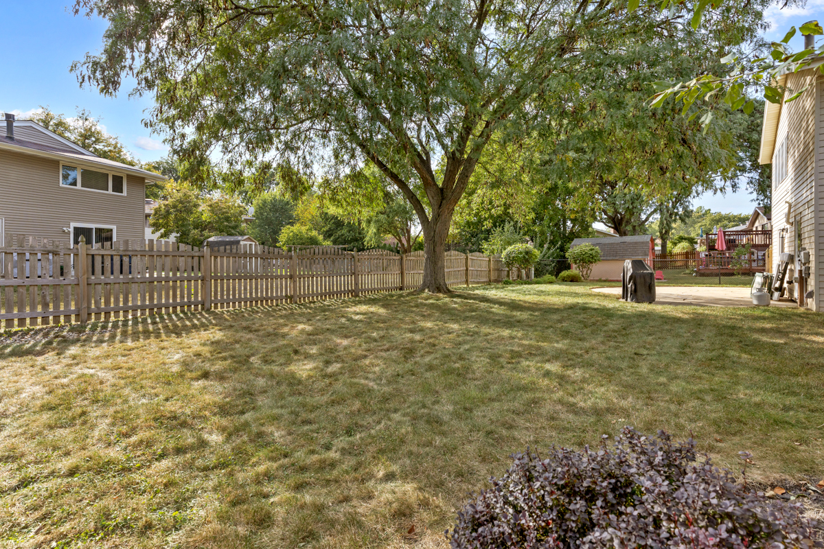 831 Pinehurst Lane