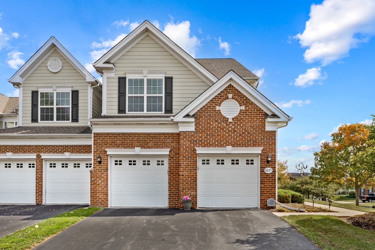 1127 Pine Valley Court