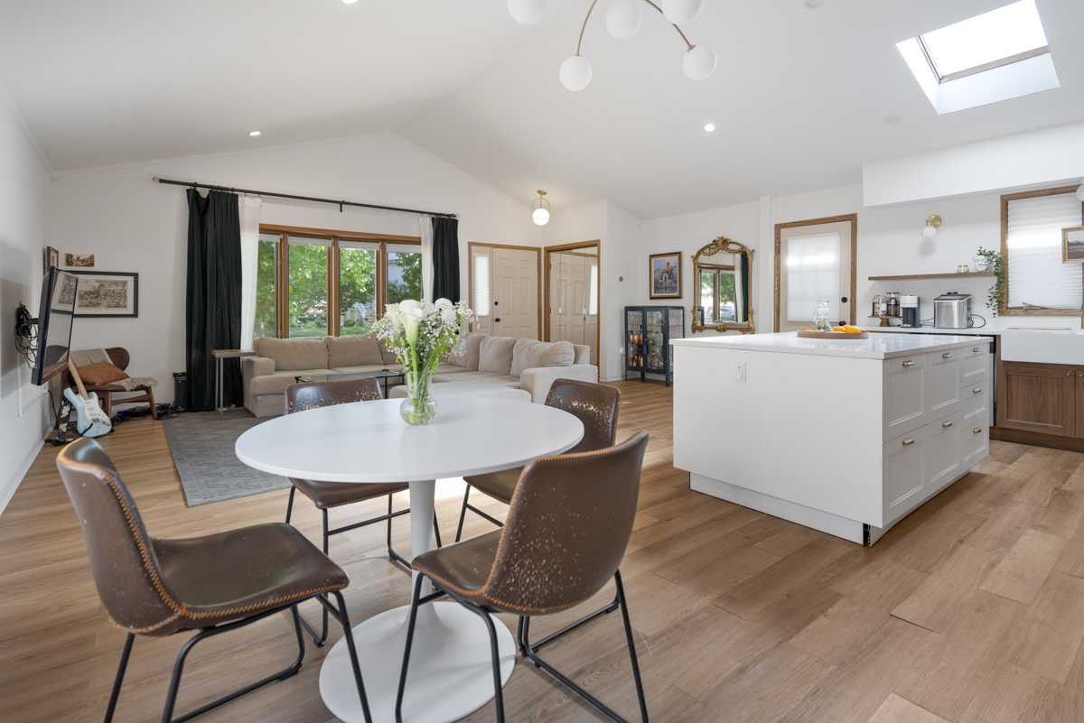 4828 N Newcastle Avenue