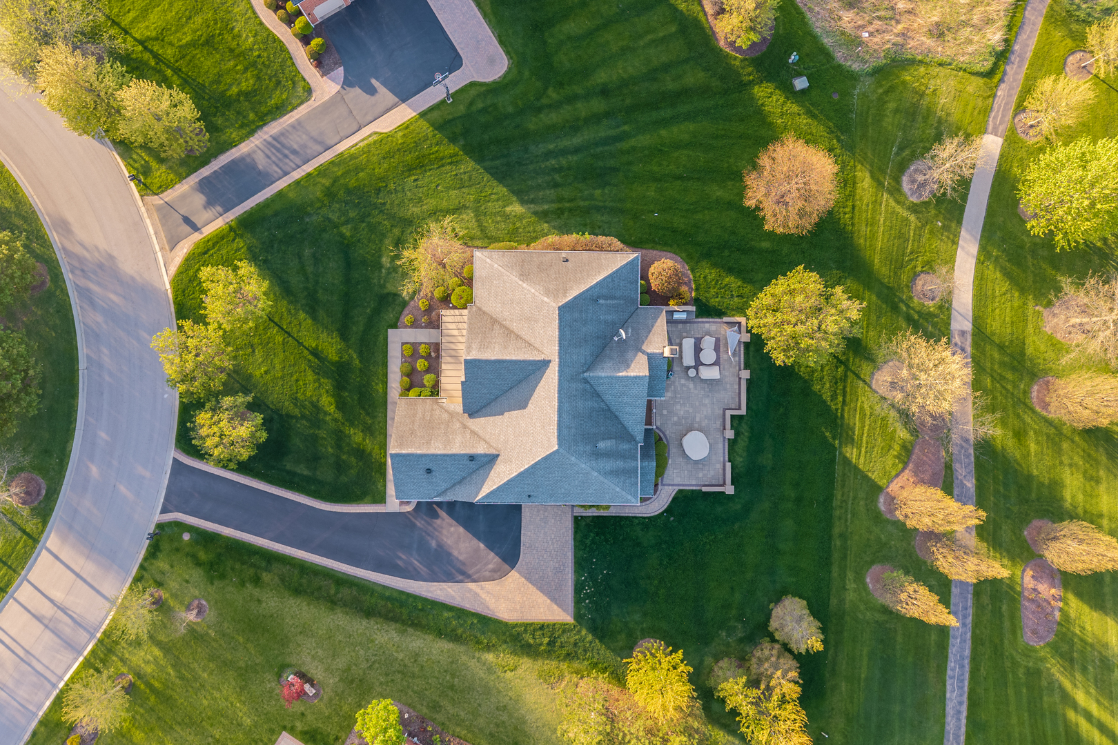 12 Wood Oaks Drive