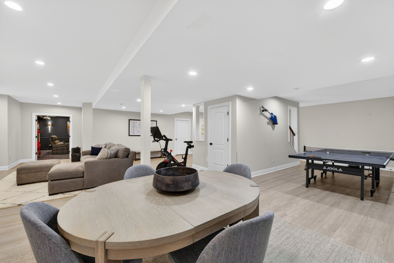 12 Wood Oaks Drive
