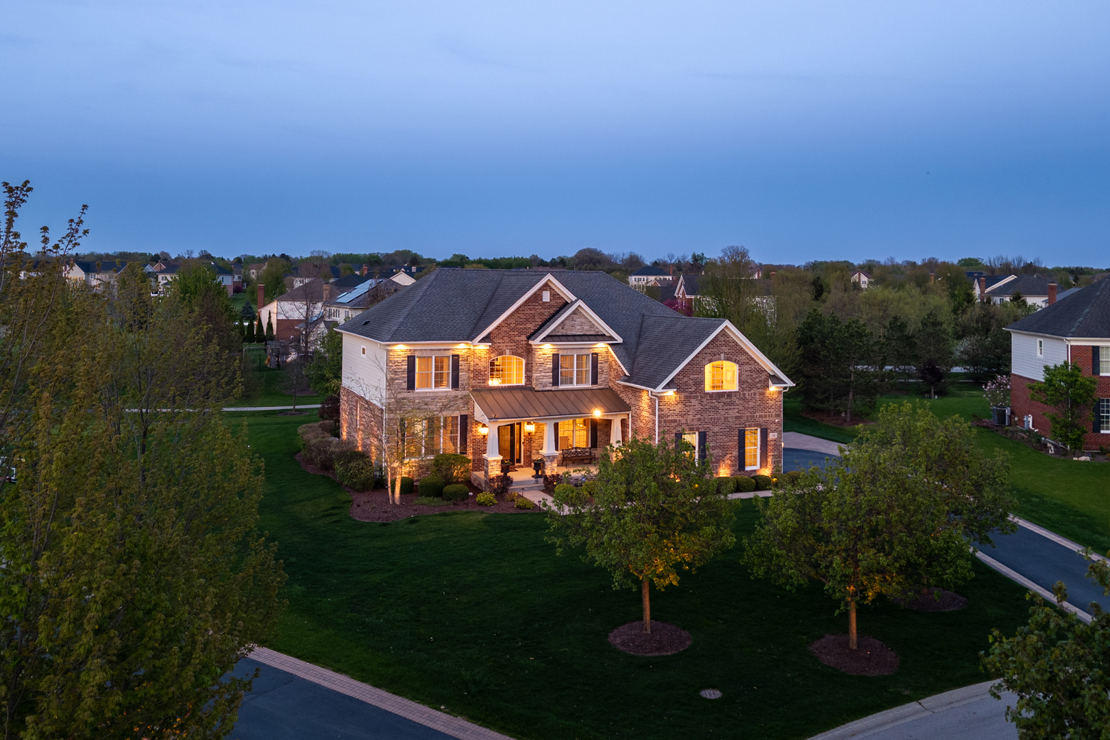12 Wood Oaks Drive
