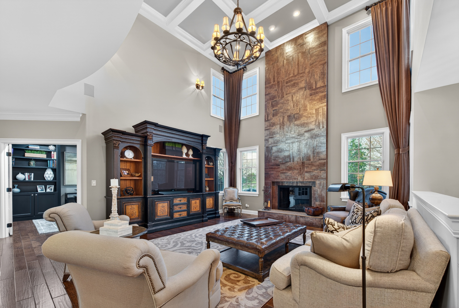 12 Wood Oaks Drive