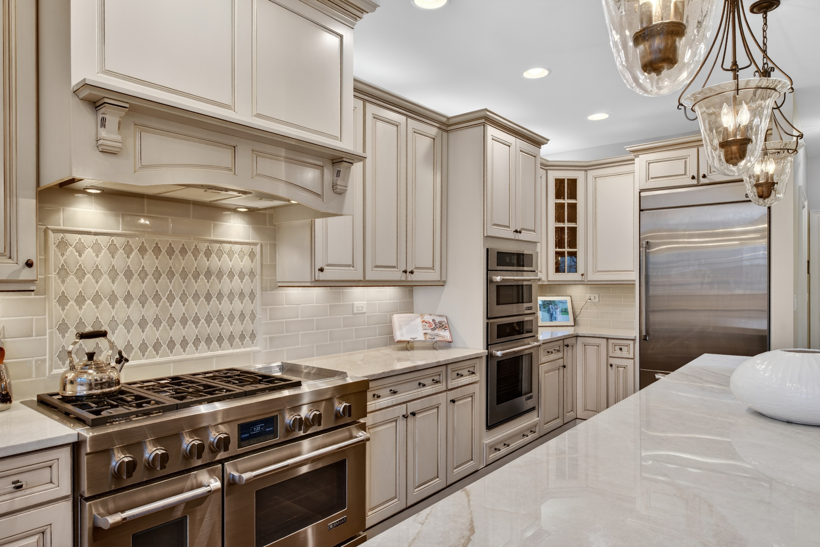 12 Wood Oaks Drive