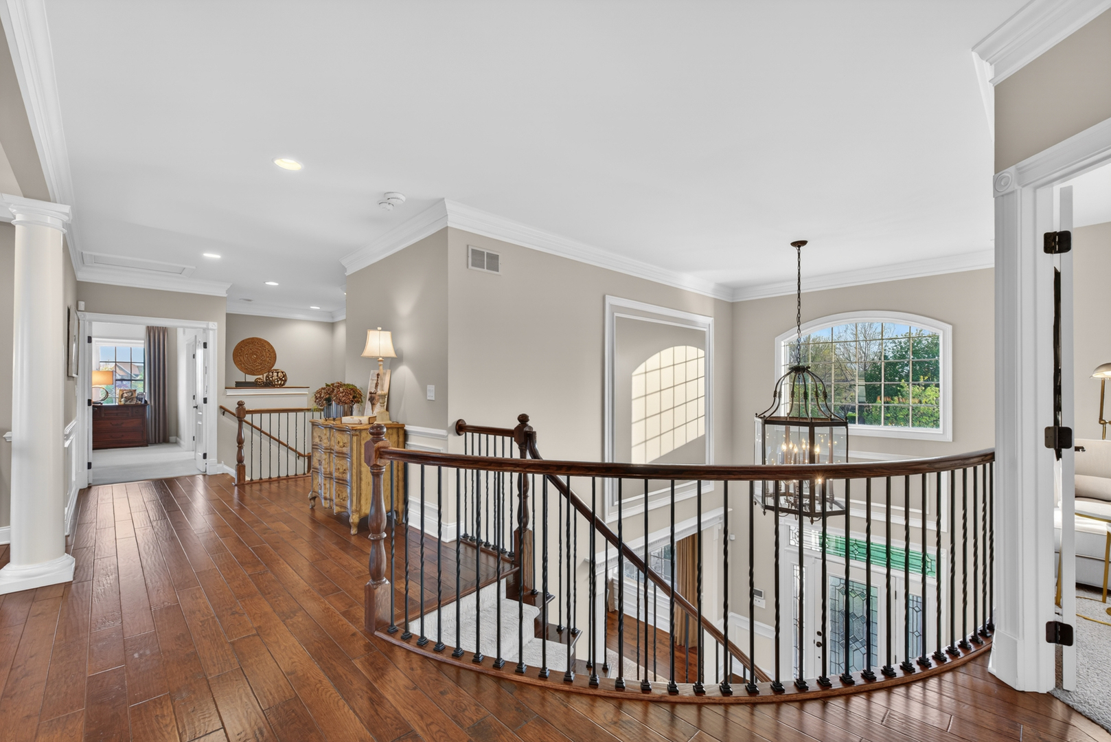 12 Wood Oaks Drive