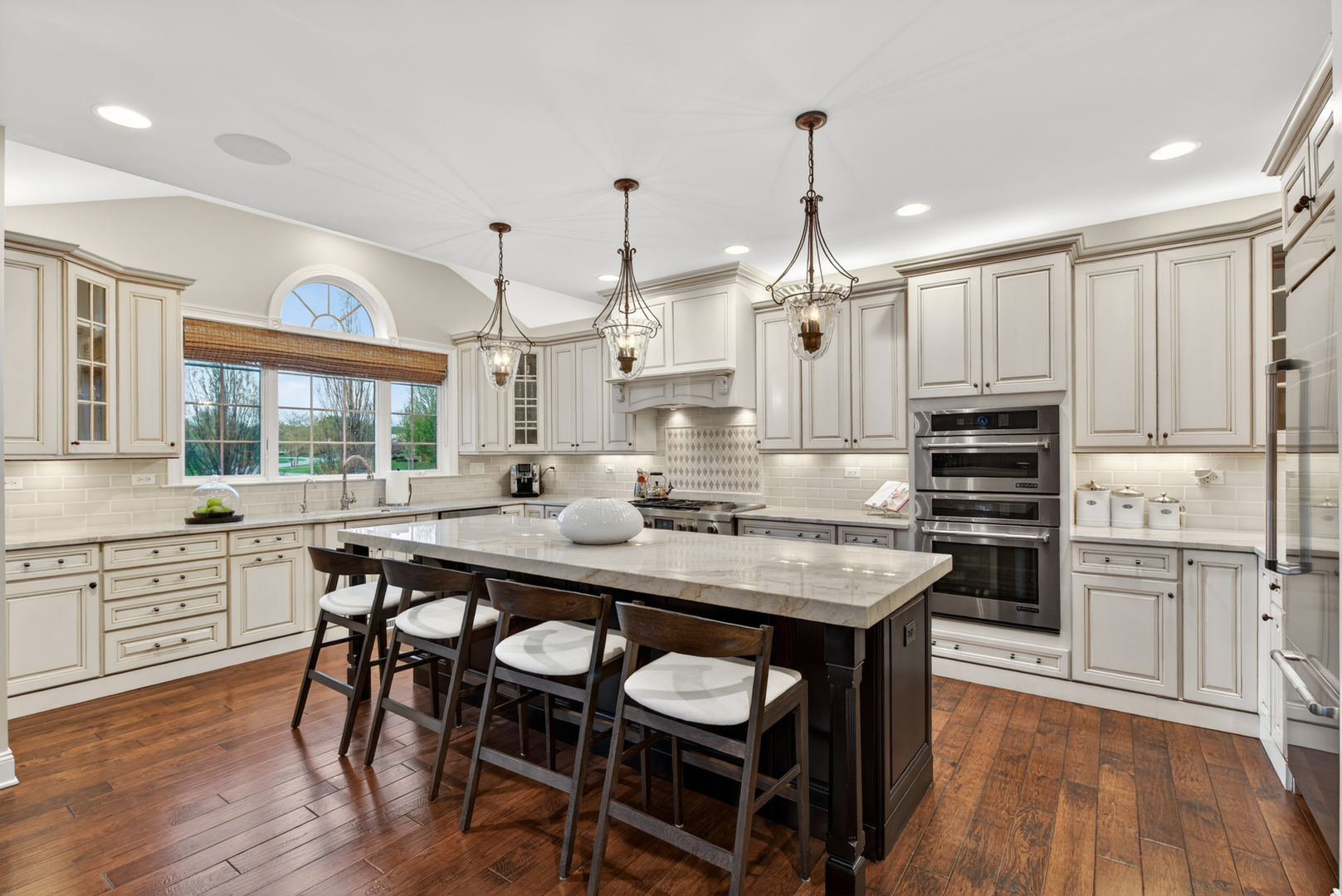 12 Wood Oaks Drive