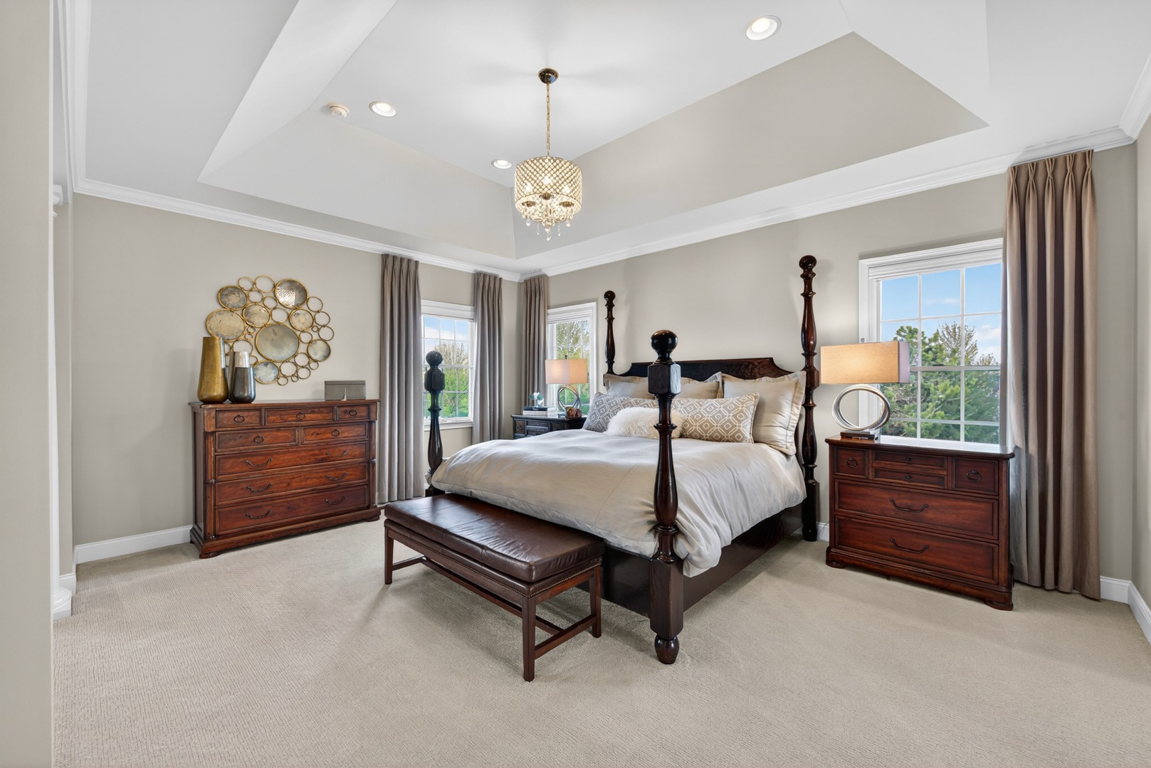 12 Wood Oaks Drive