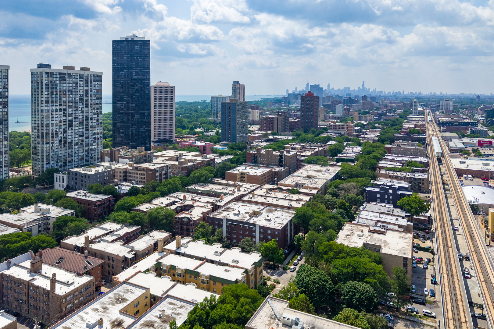 5515 N winthrop Avenue Unit: 2A