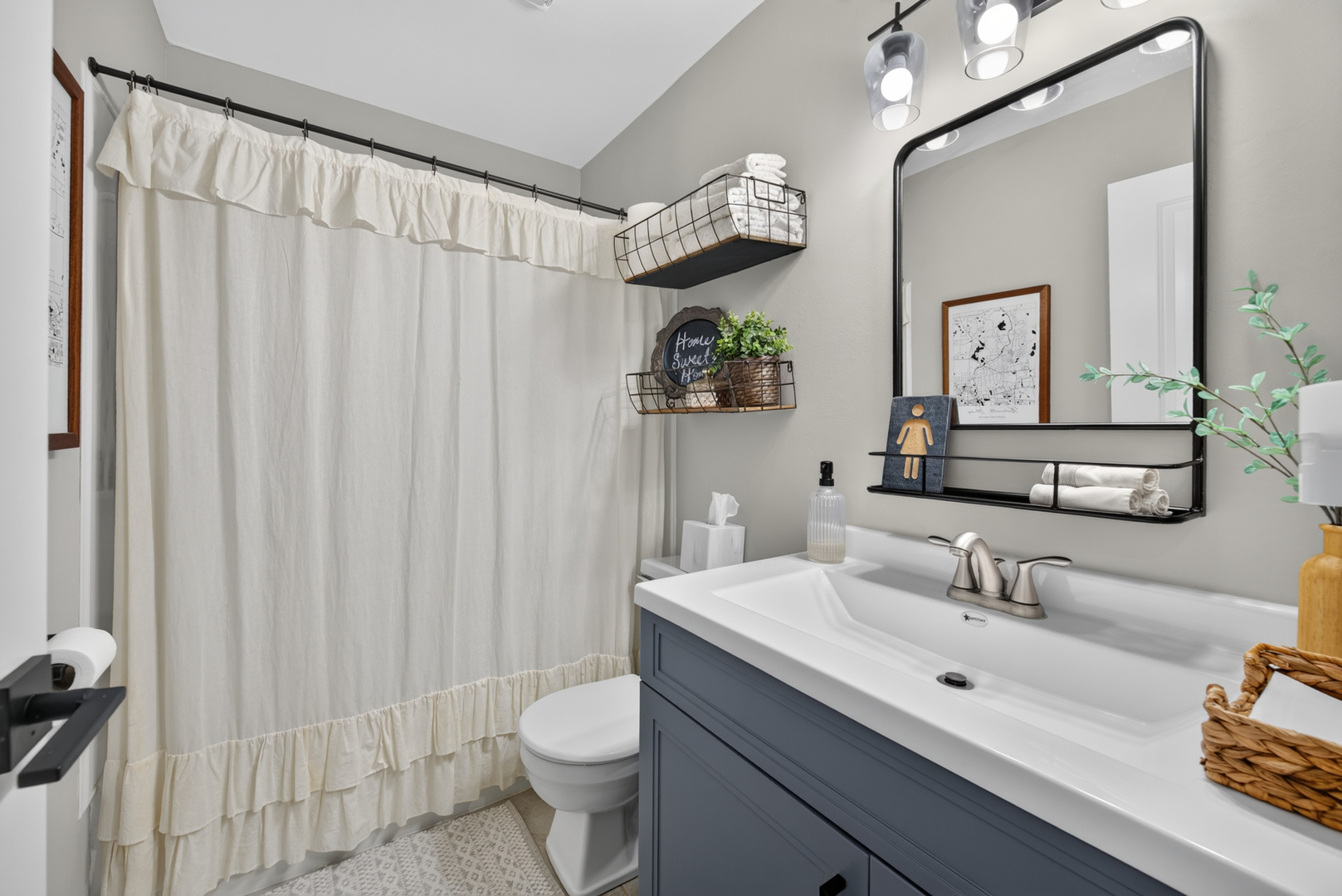 30W253 Bedford Lane