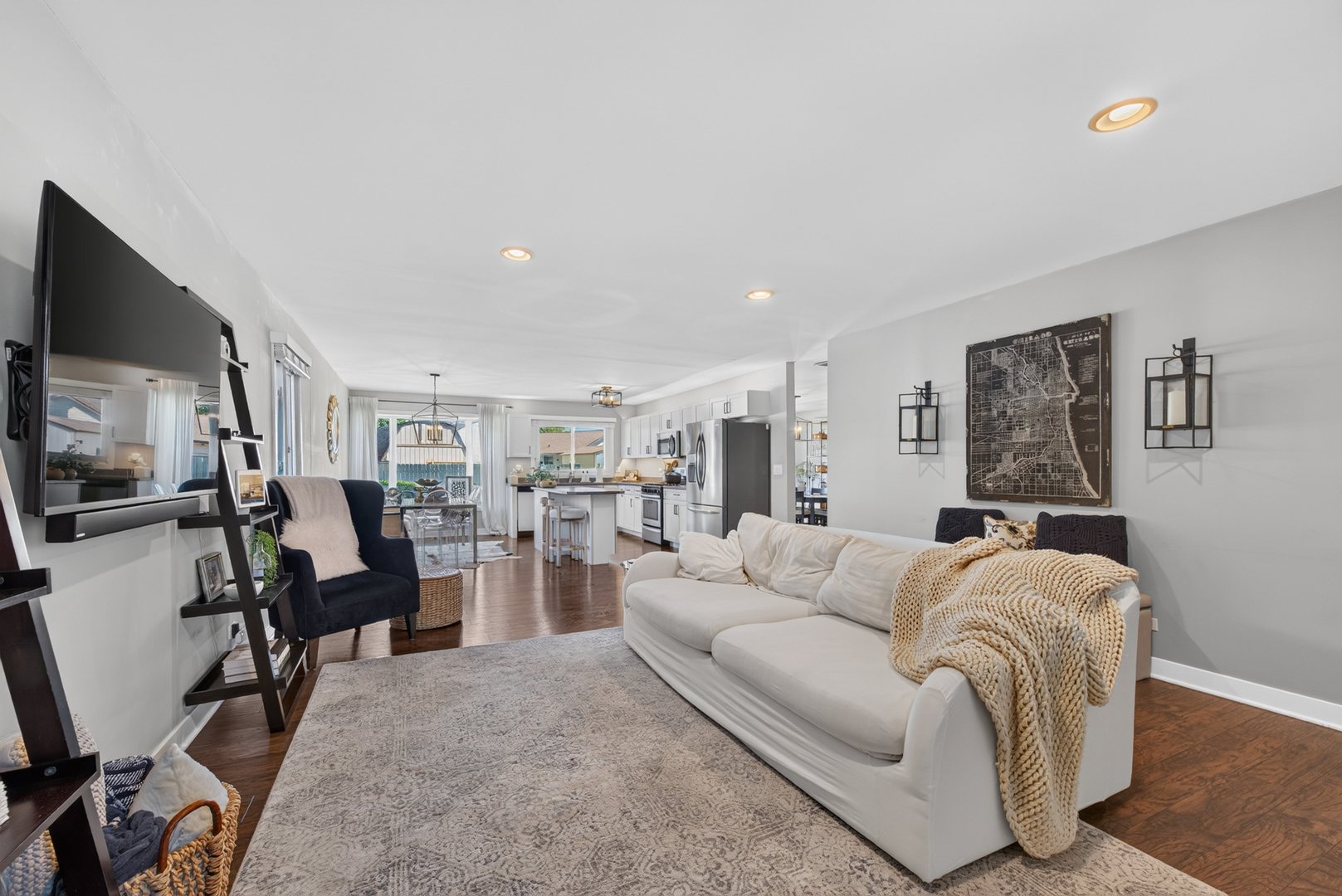 30W253 Bedford Lane