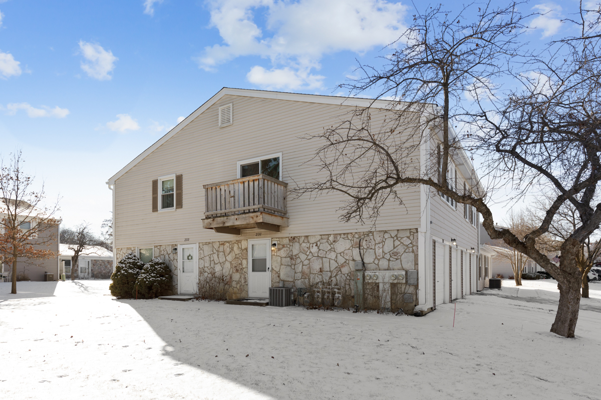 231 Nantucket Harbor Unit: 231