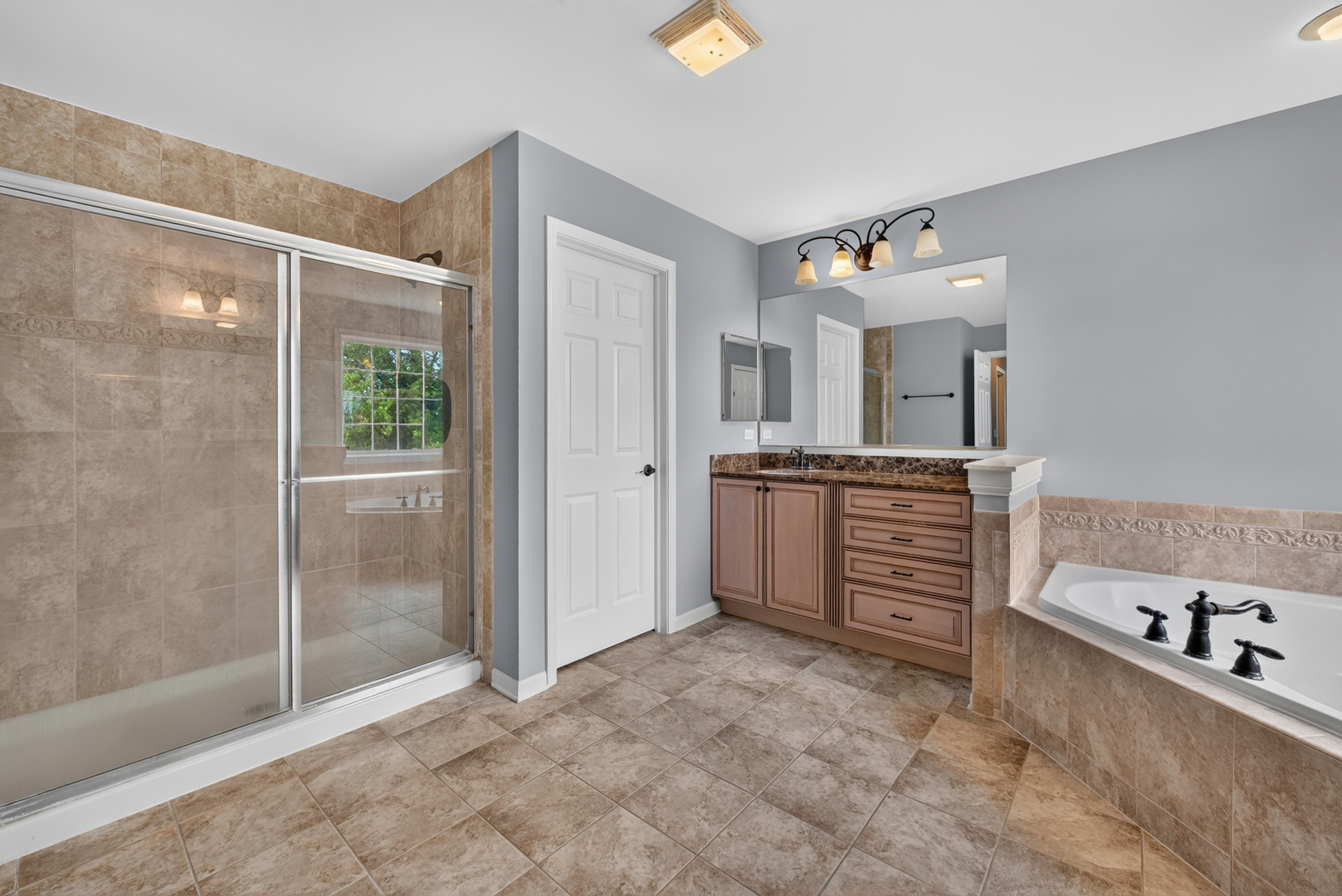 1113 Ashley Lane