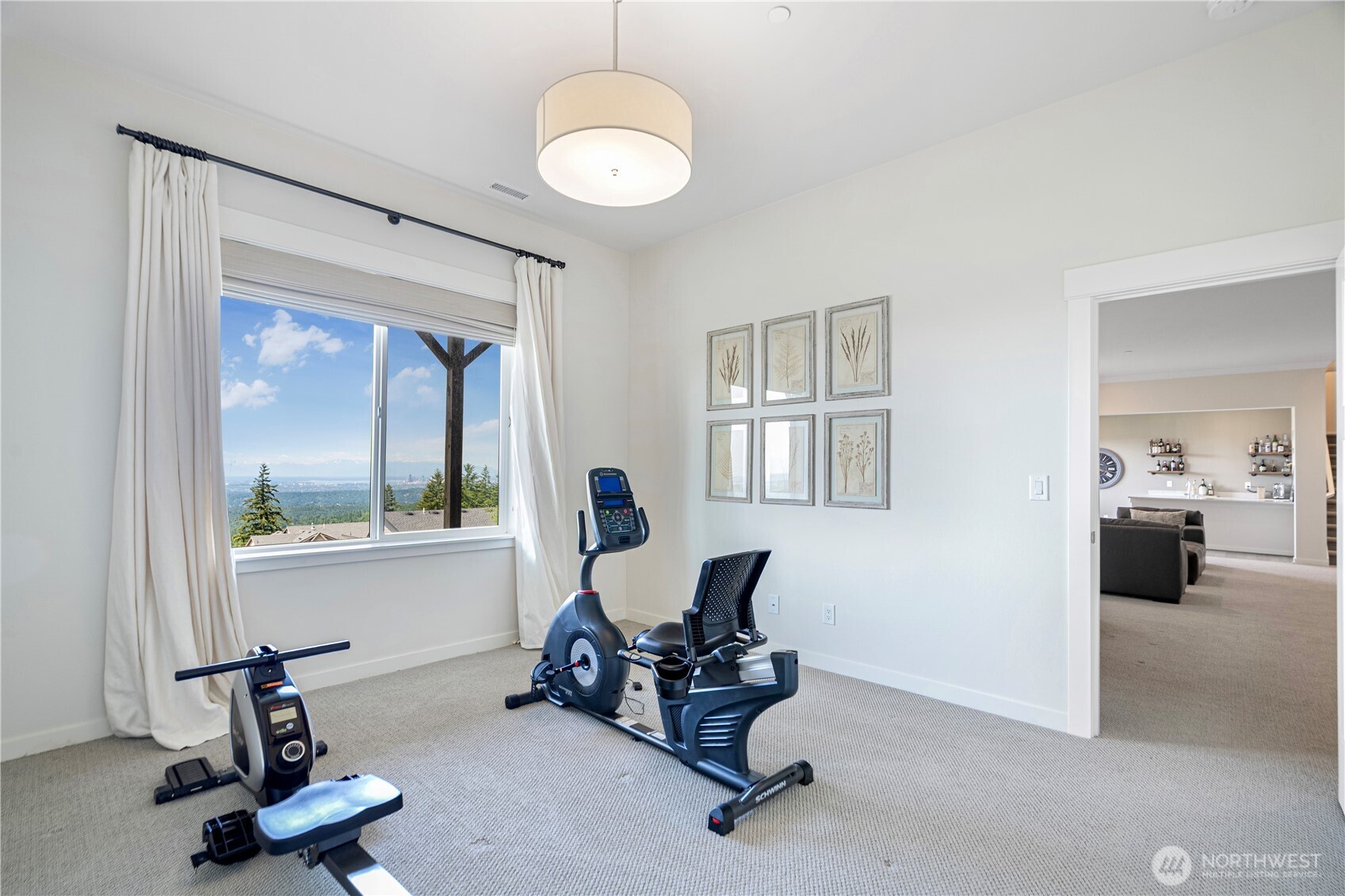 7049 171st Avenue SE