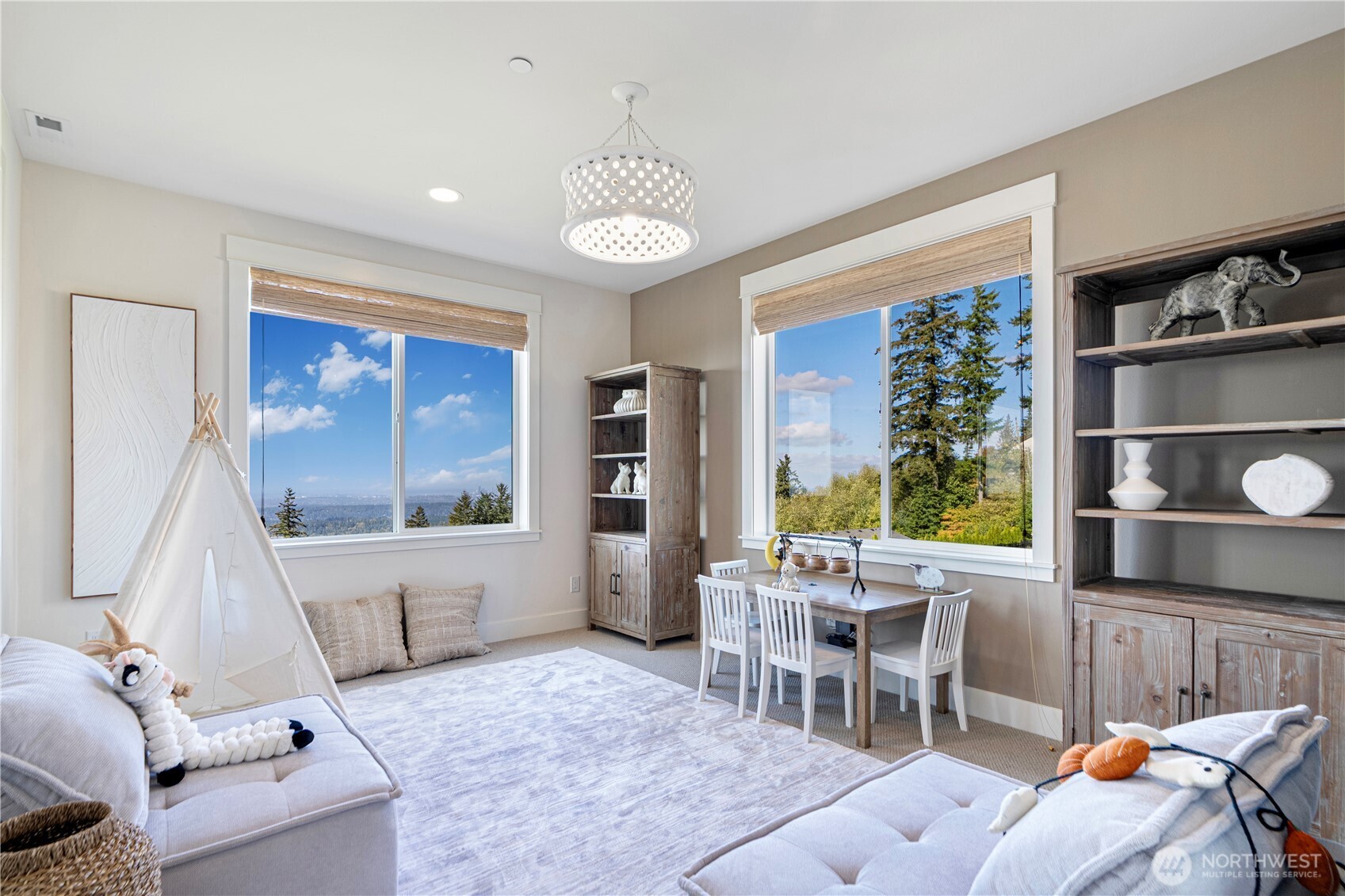 7049 171st Avenue SE