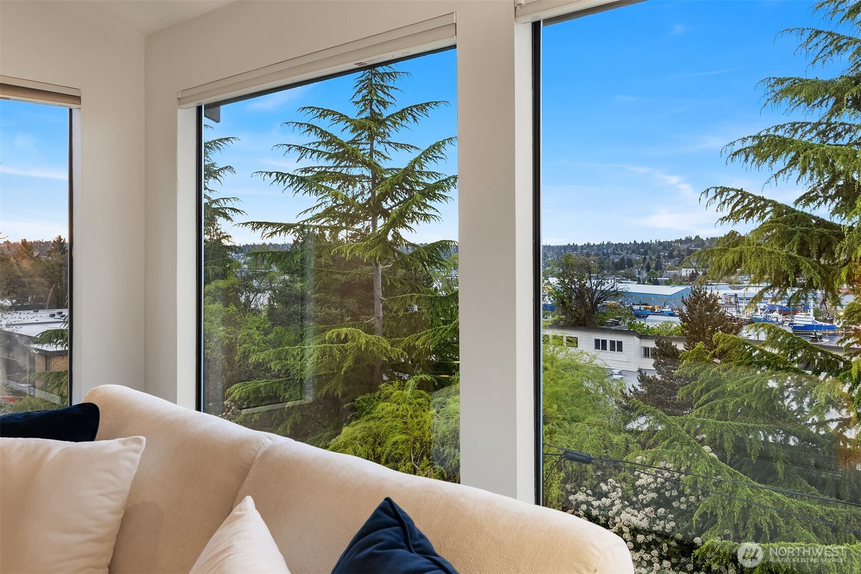 936 W Emerson Street Unit: A