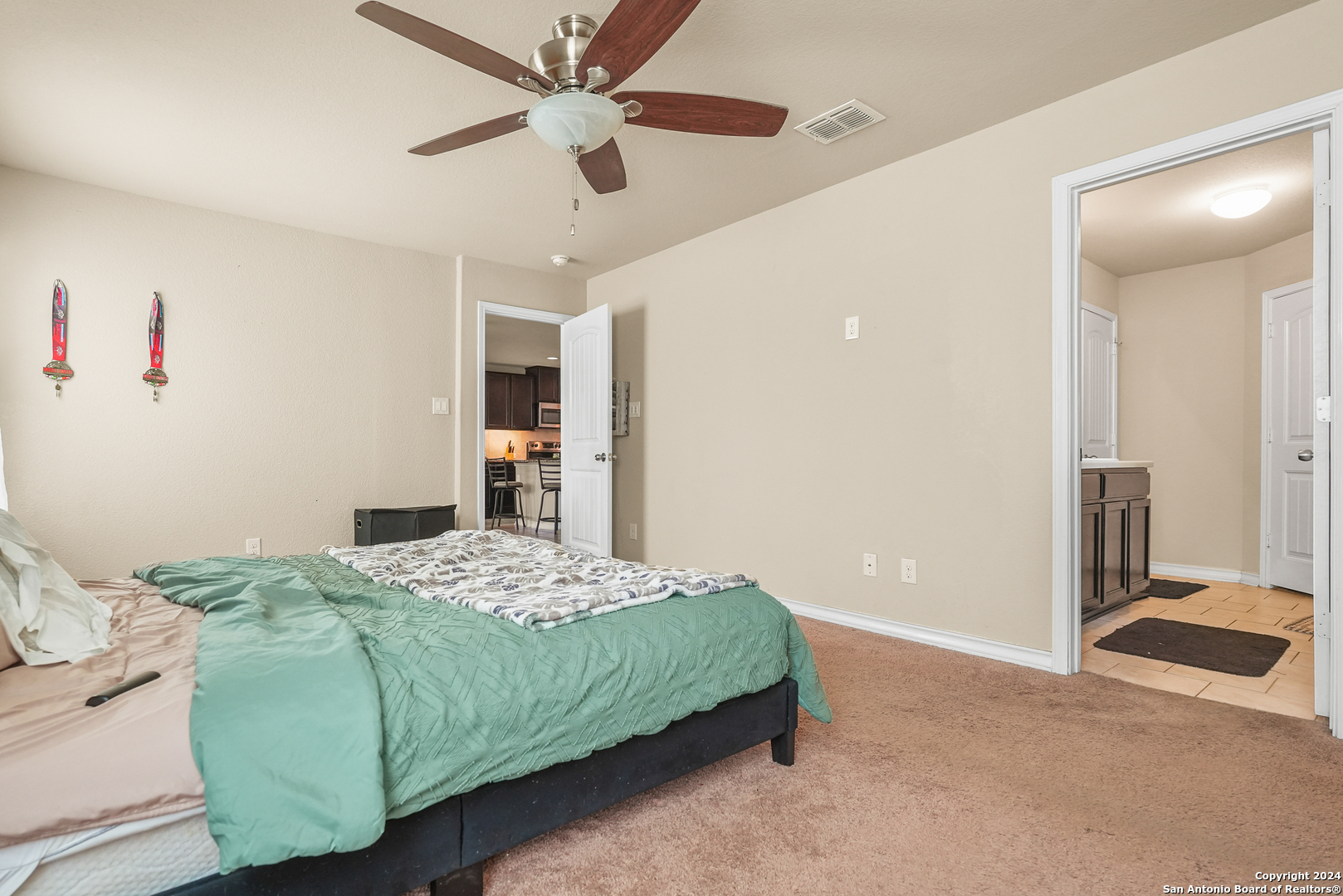 7422 Equinox Corner