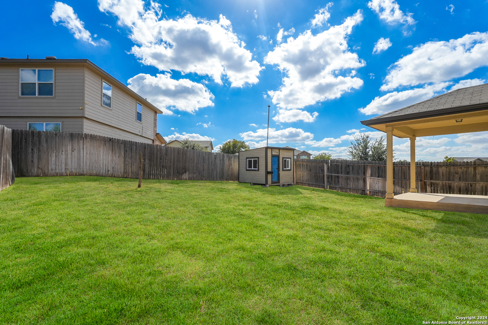 7422 Equinox Corner