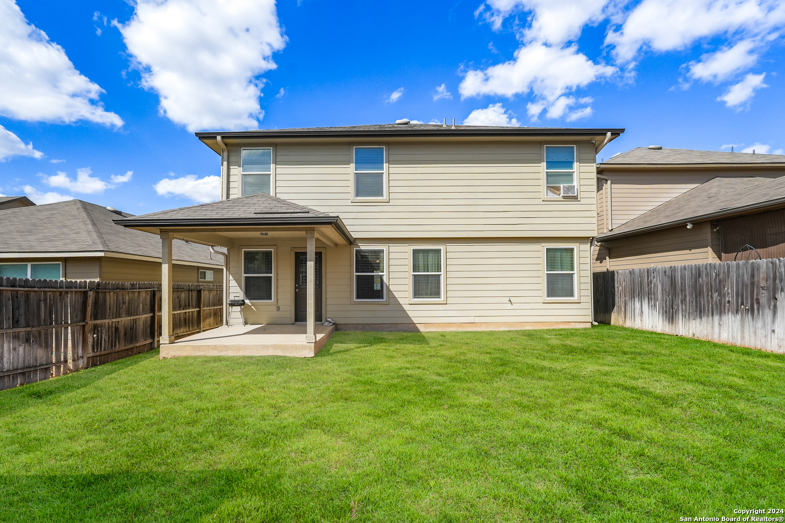 7422 Equinox Corner