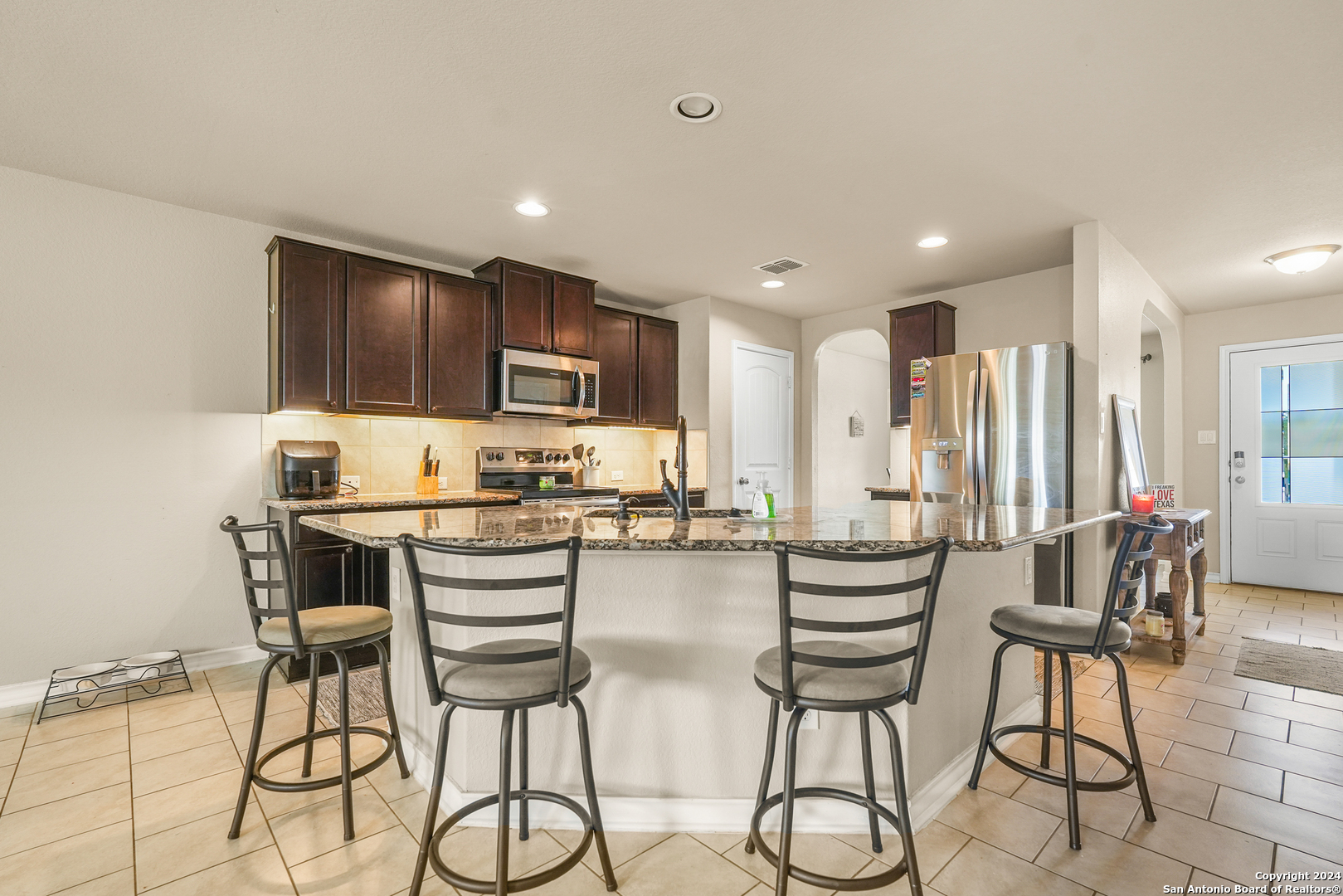 7422 Equinox Corner