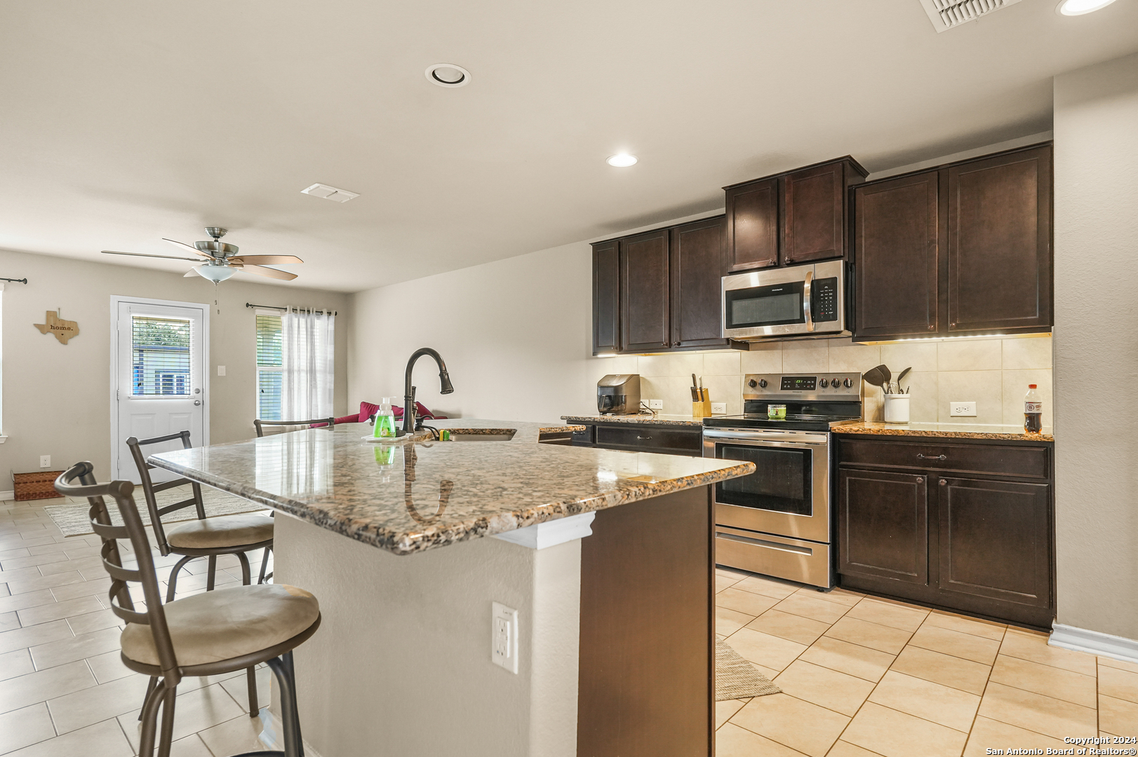 7422 Equinox Corner