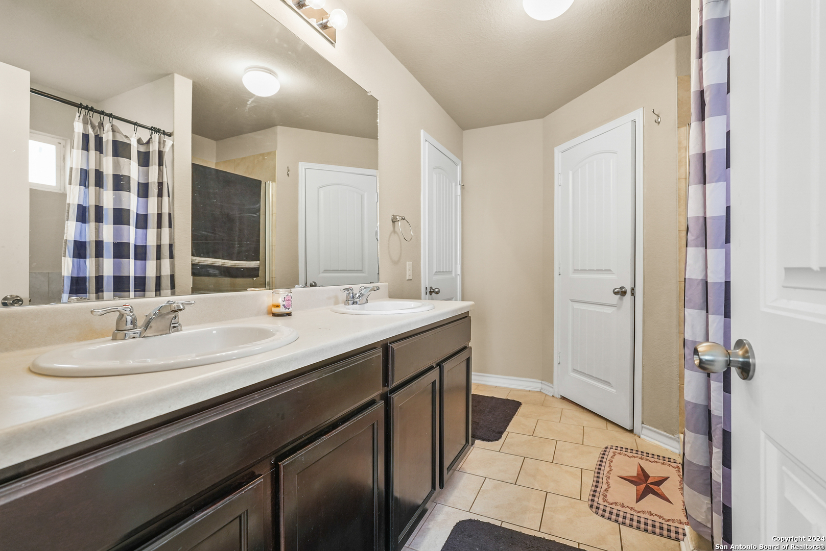 7422 Equinox Corner