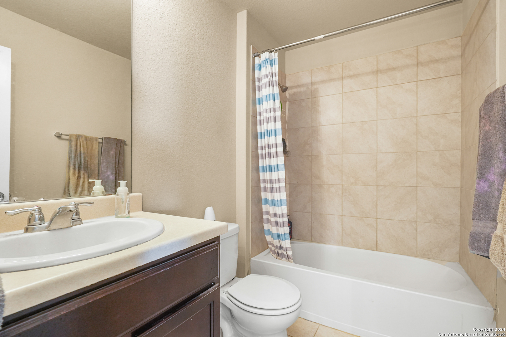 7422 Equinox Corner