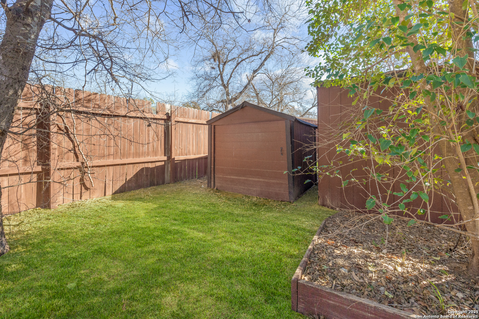 385 Falling Leaf Dr