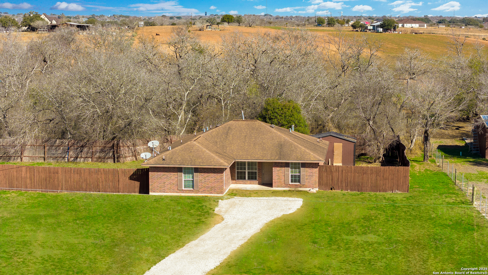 385 Falling Leaf Dr