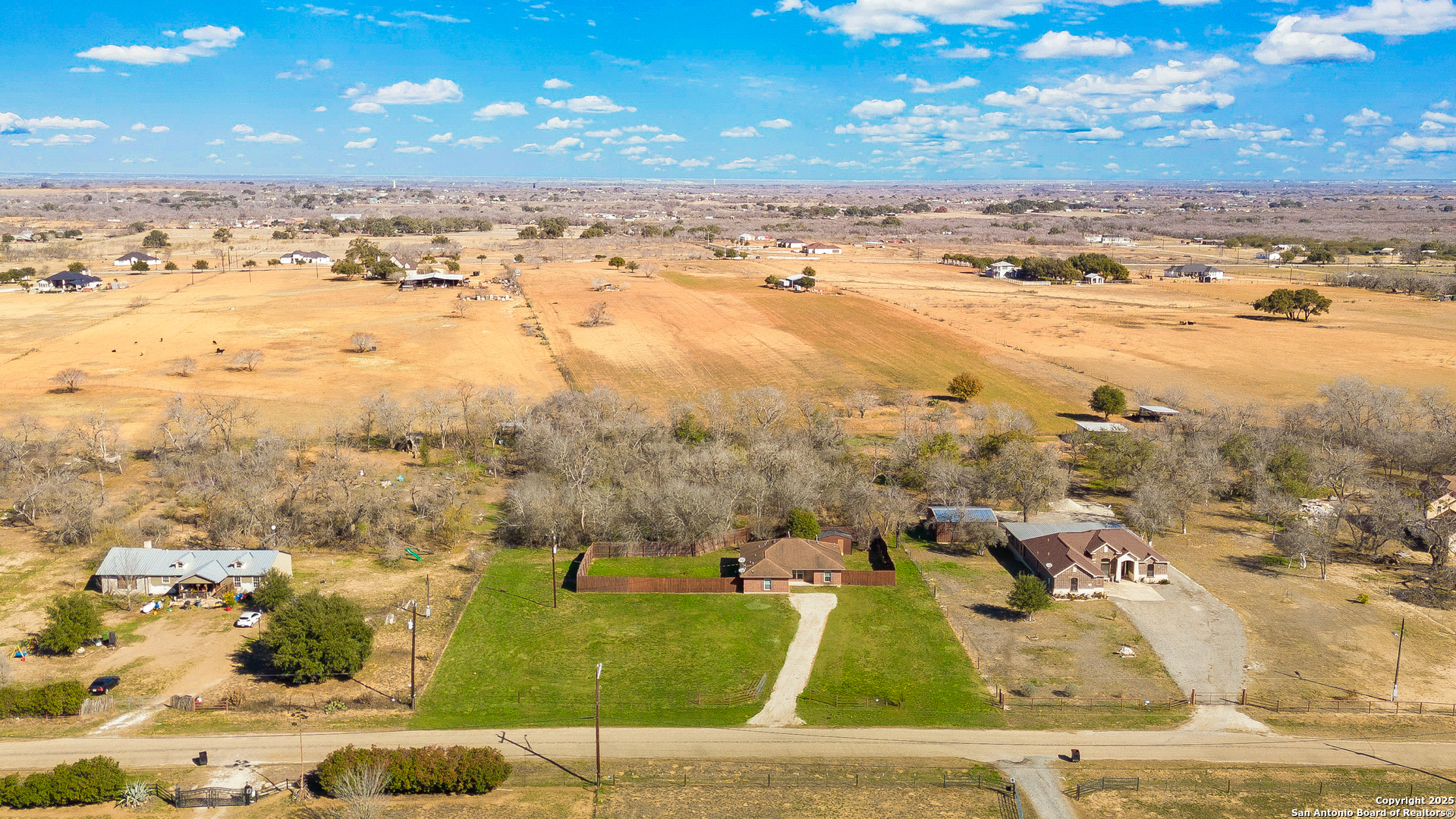 385 Falling Leaf Dr