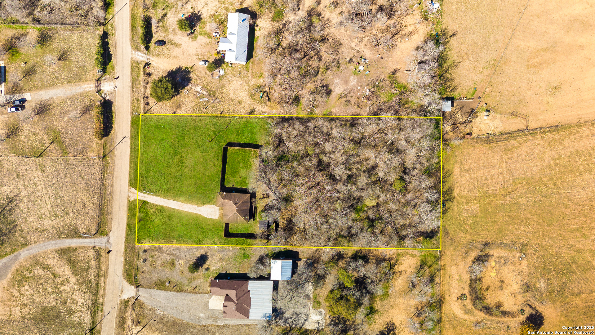 385 Falling Leaf Dr
