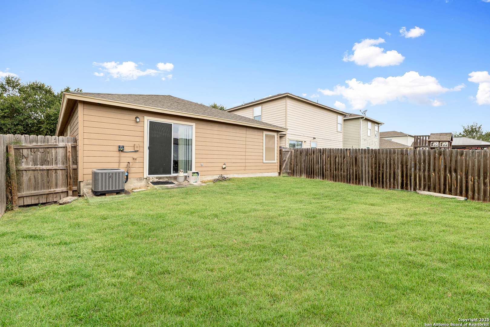 7814 Artesian Farm