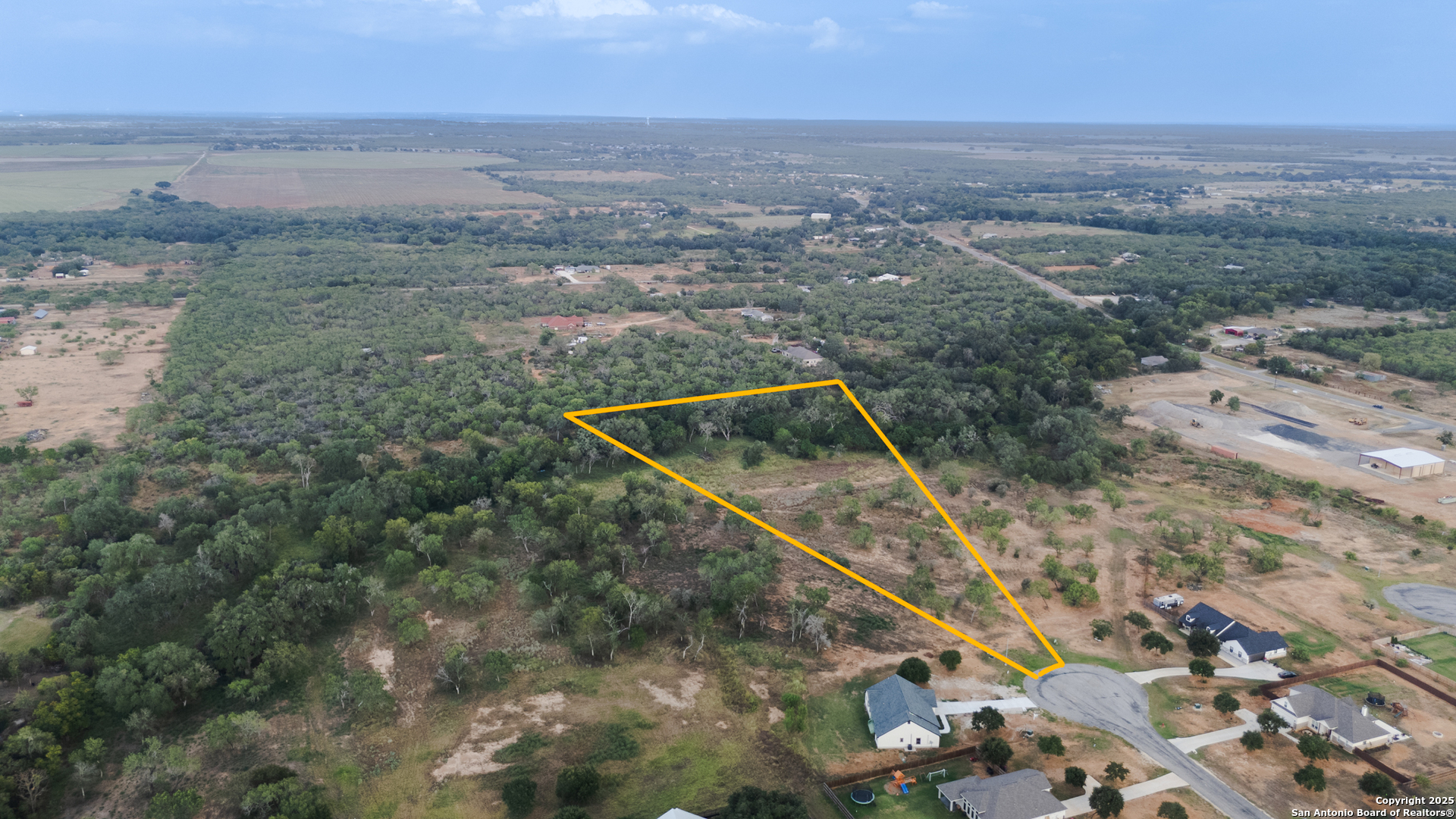 193 E MEDIUM MEADOW DR