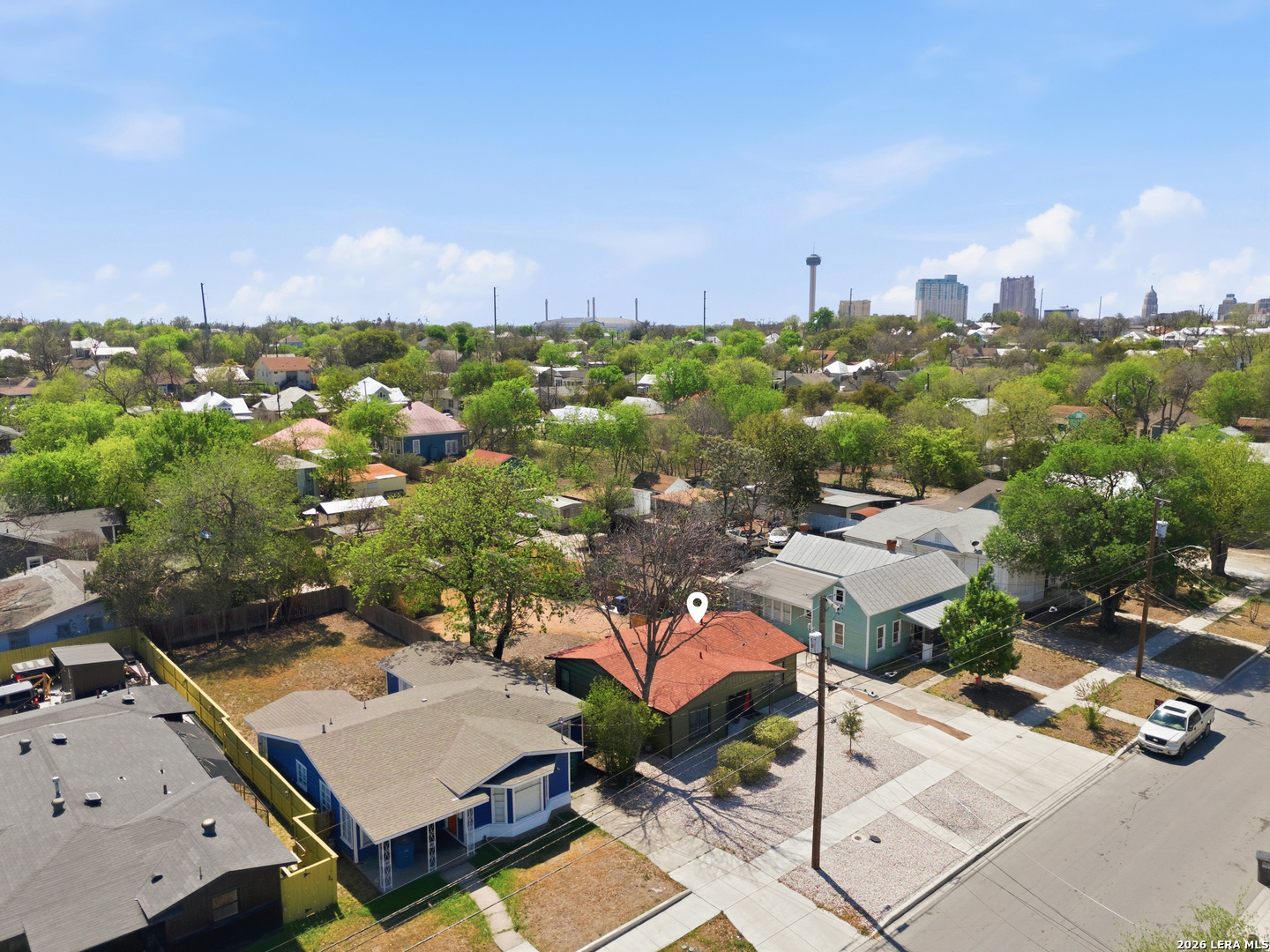 926 Lamar