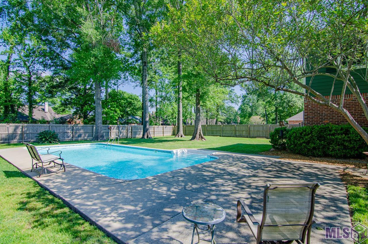 18431 N Lake Shadow Dr