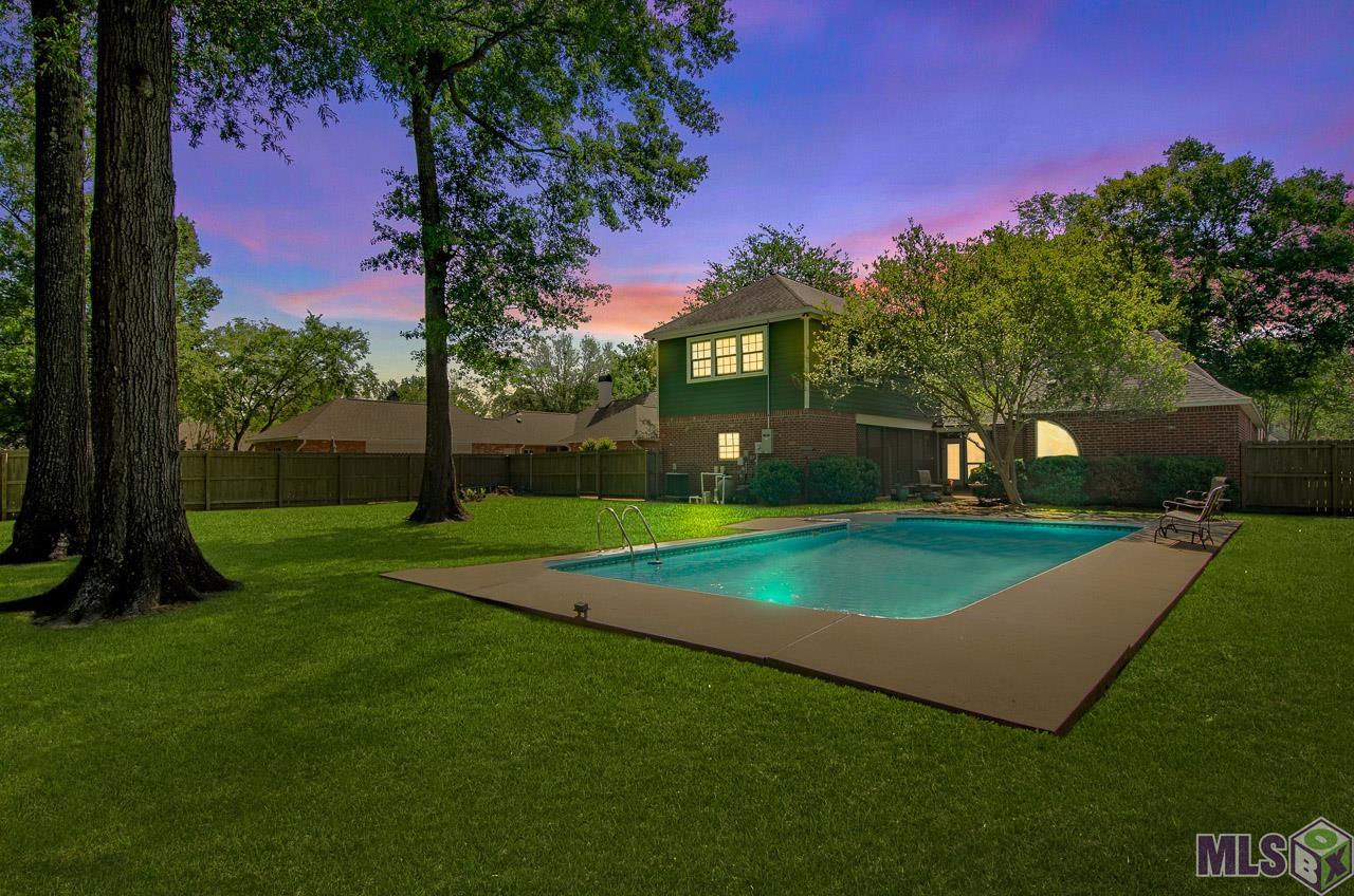 18431 N Lake Shadow Dr