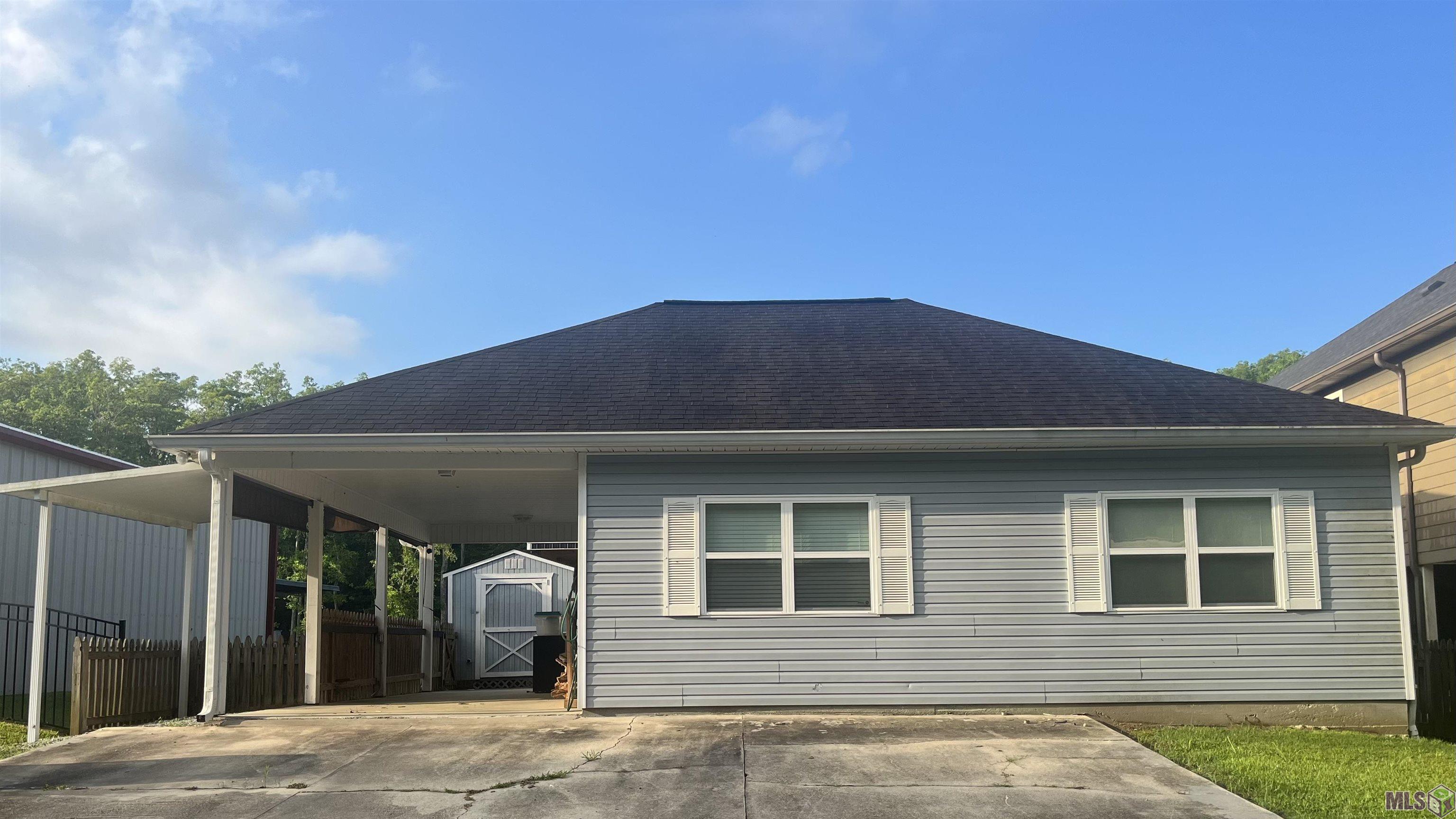 23372 Chene Blanc Ln