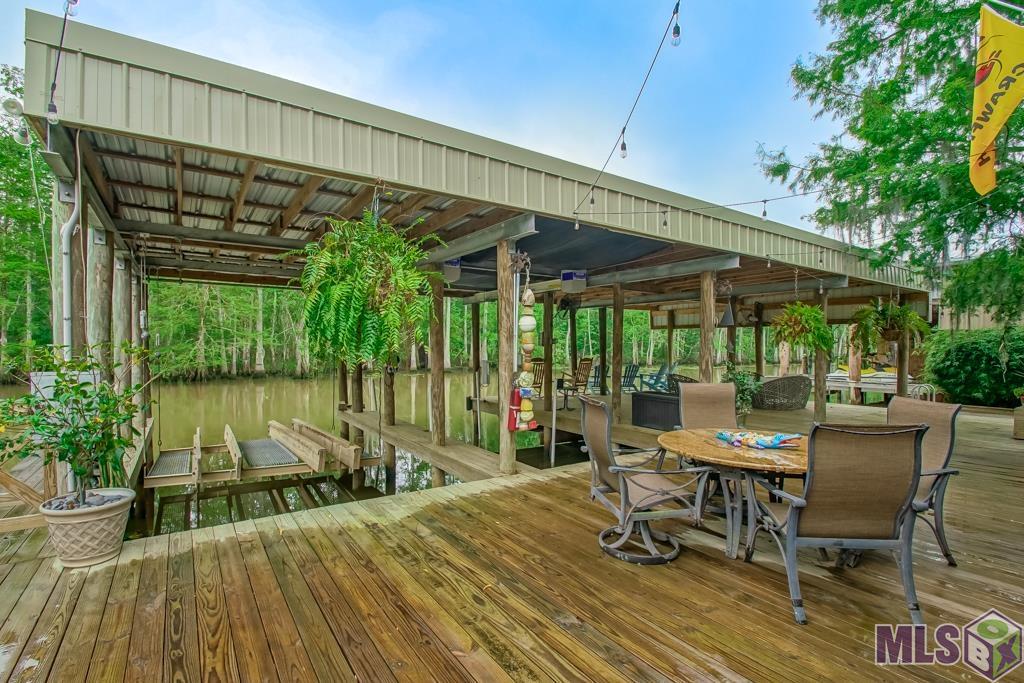 23034 Chene Blanc Ln