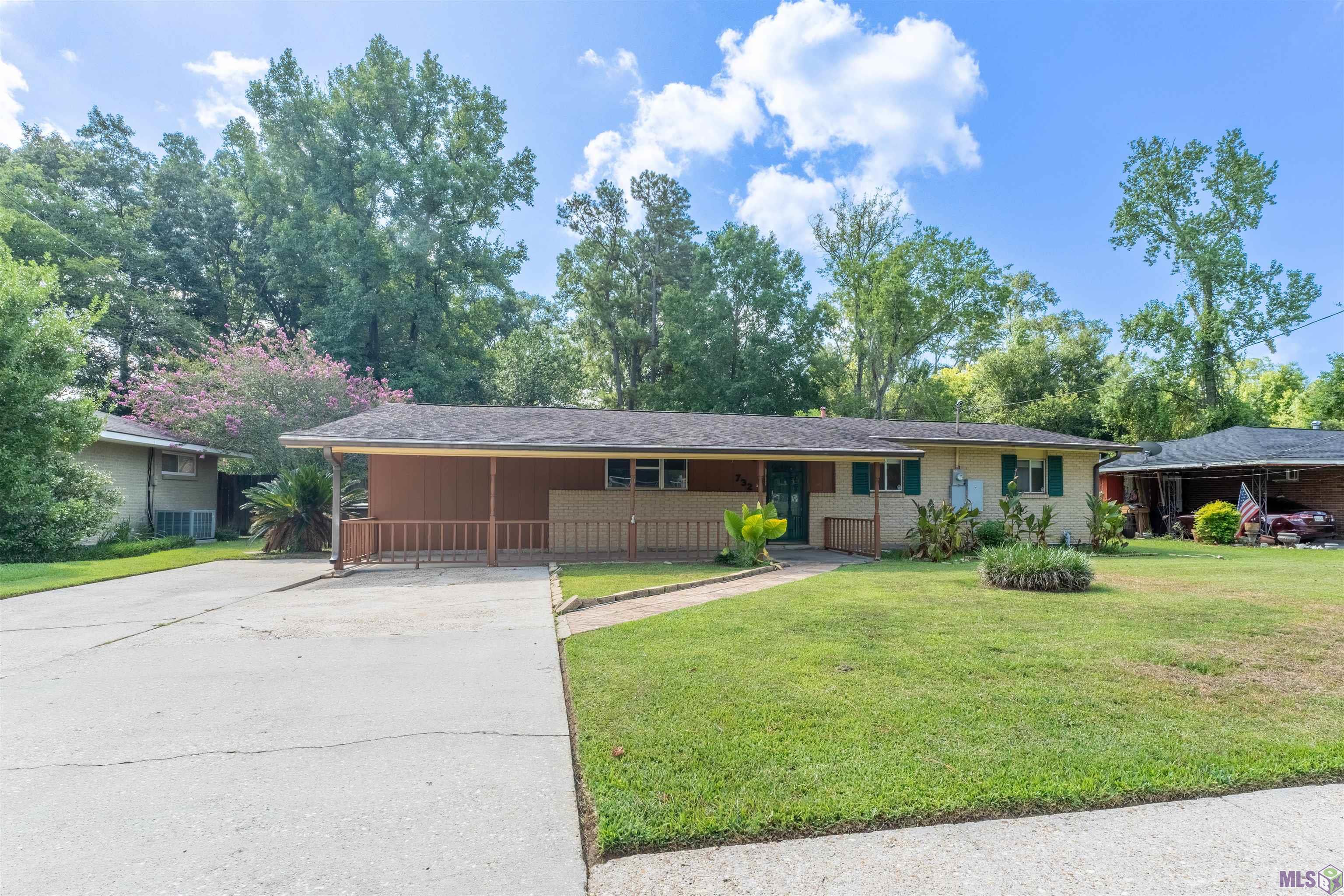 732 Baird Dr