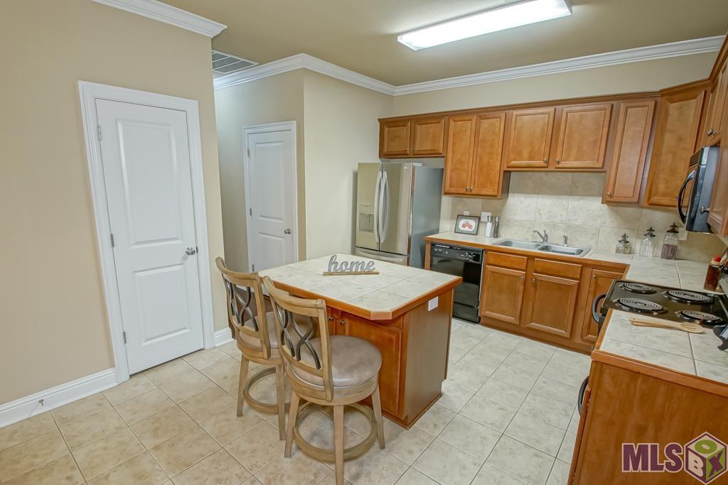 4990 Jamestown Ave # 13 Unit: #13