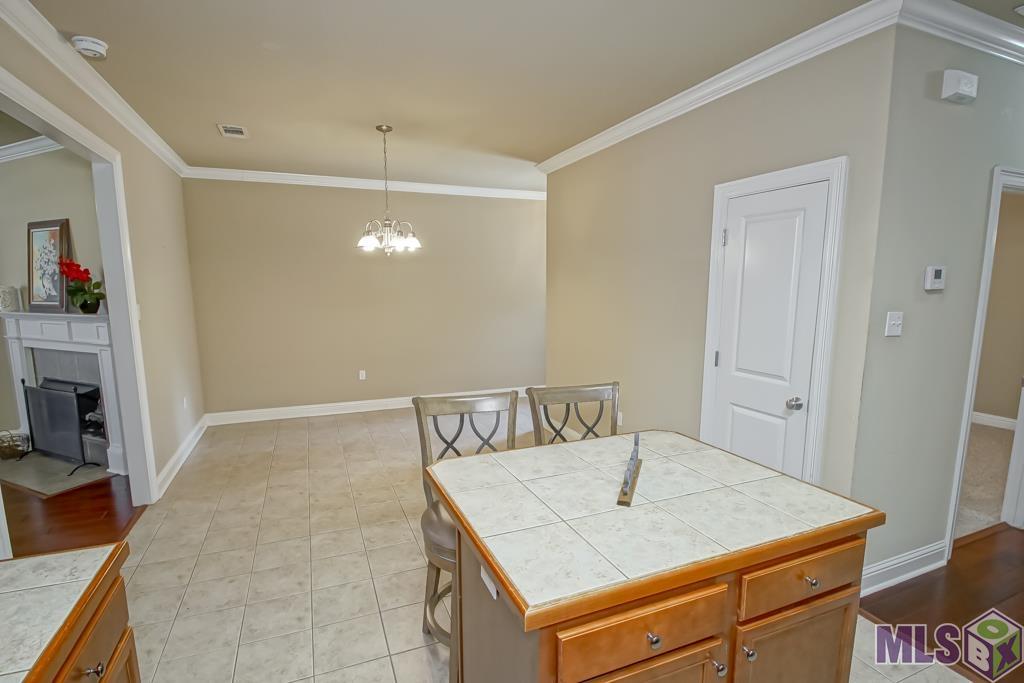 4990 Jamestown Ave # 13 Unit: #13