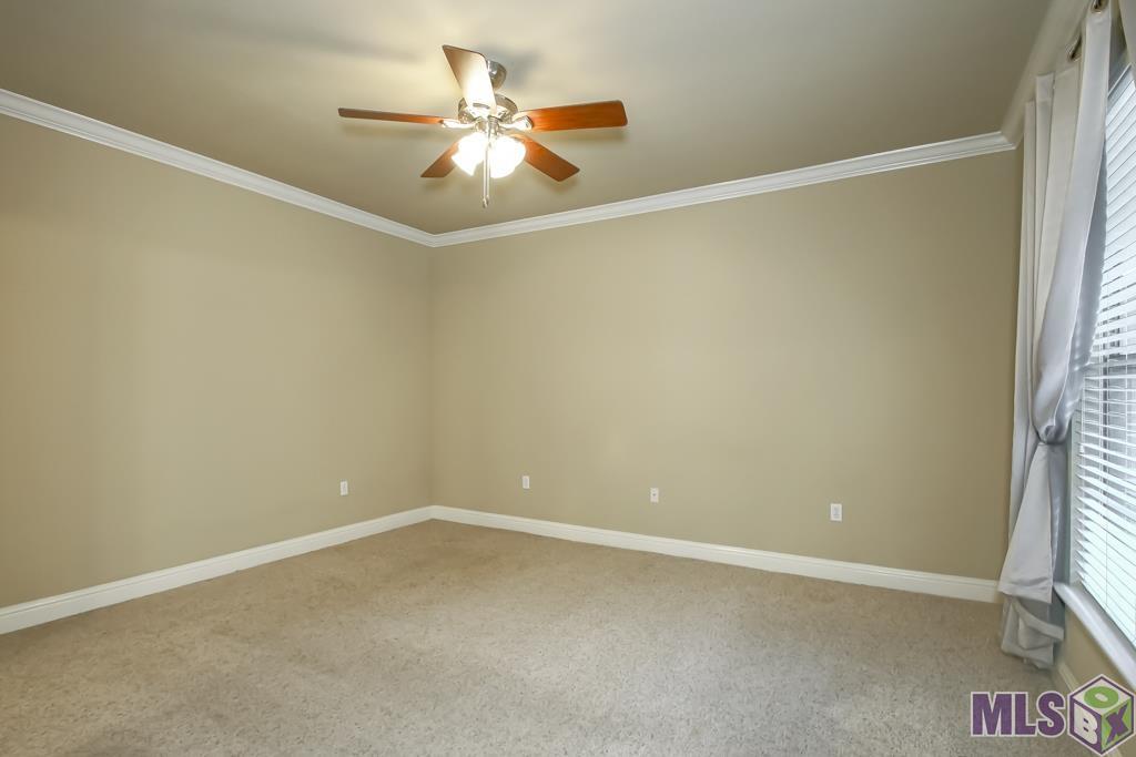 4990 Jamestown Ave # 13 Unit: #13