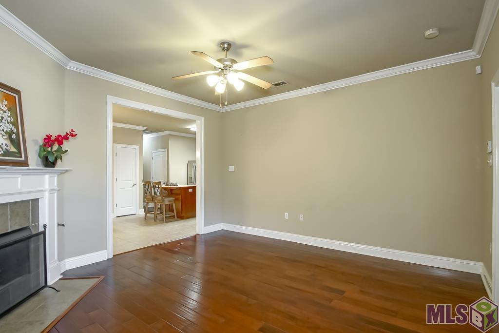 4990 Jamestown Ave # 13 Unit: #13