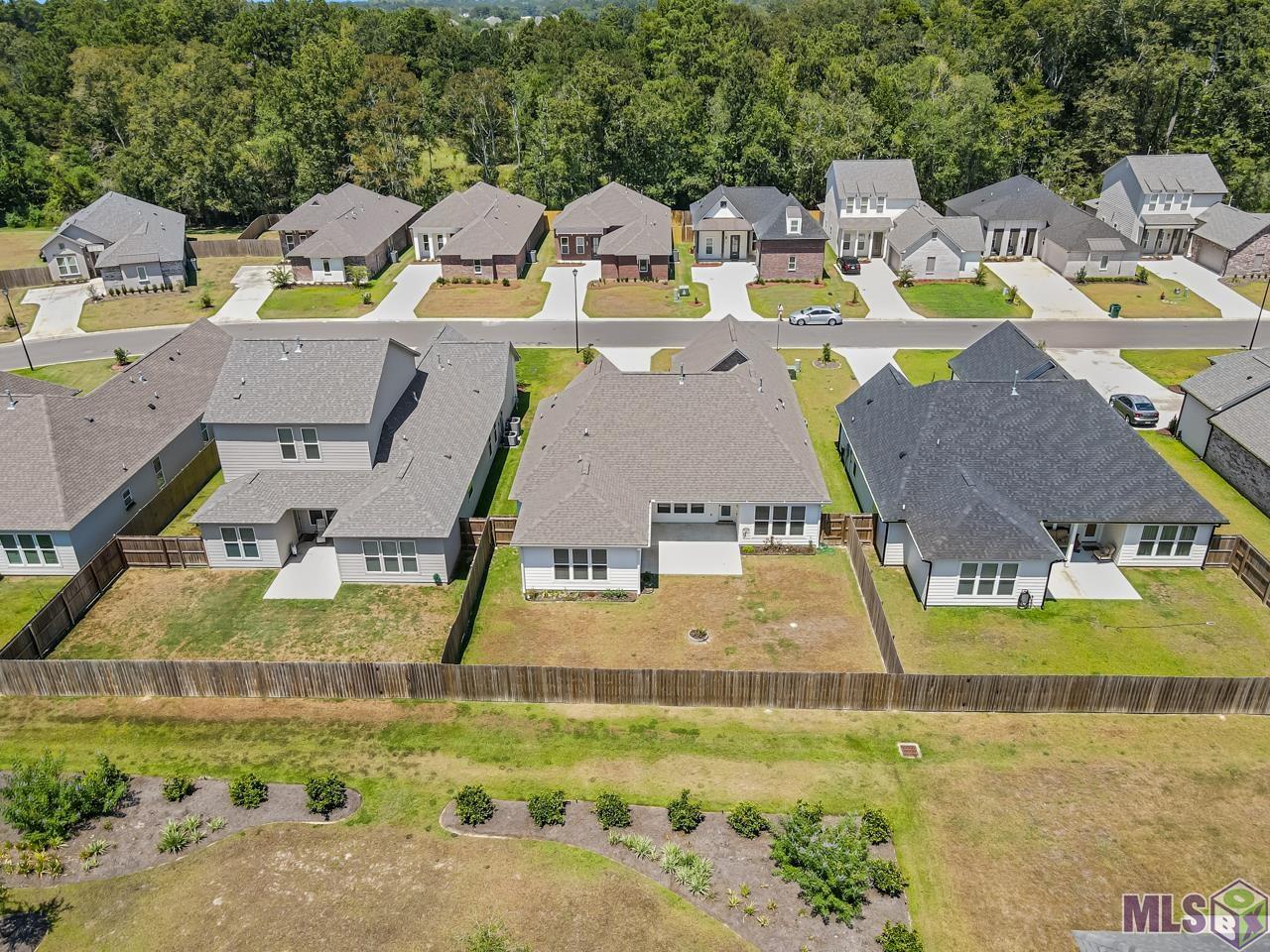 25228 Burlington Dr