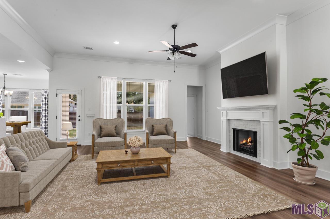 25228 Burlington Dr