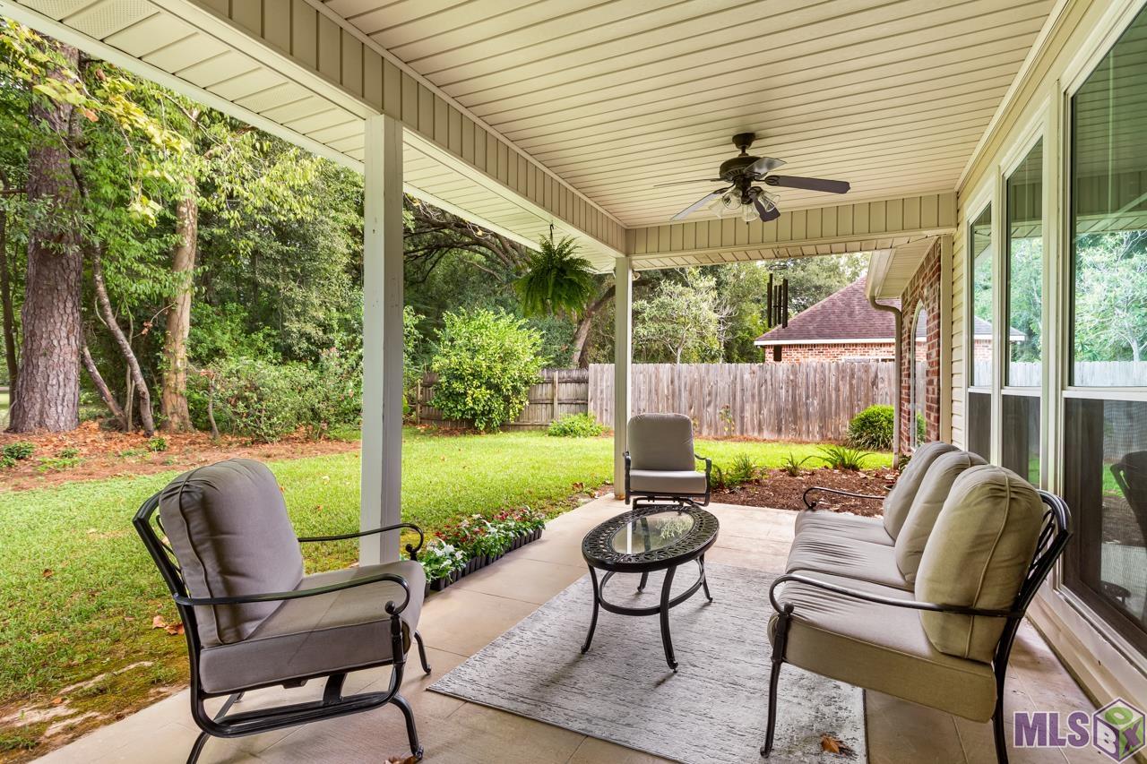 1525 River Run Dr