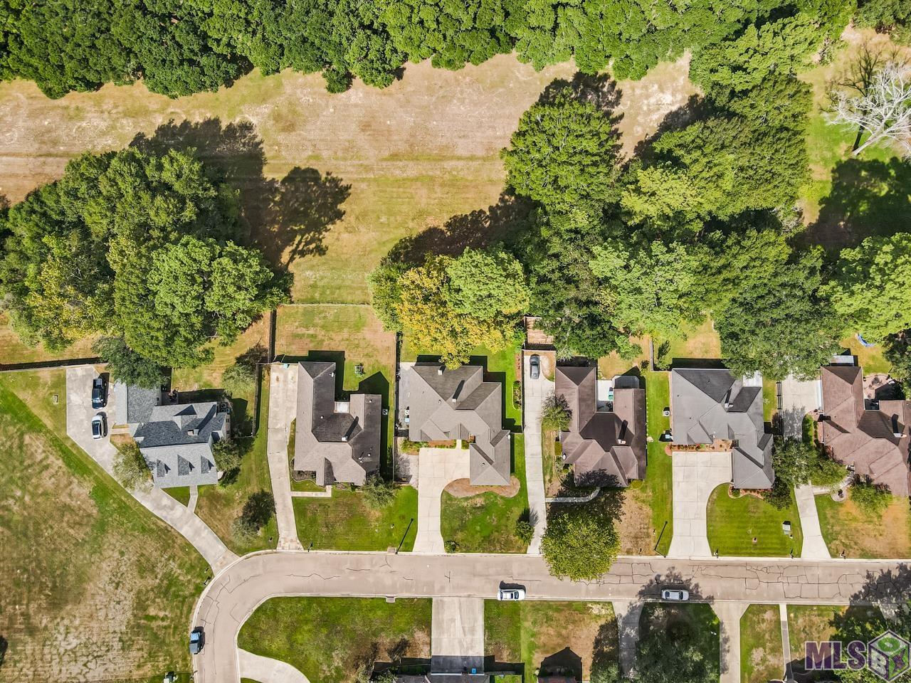 1525 River Run Dr