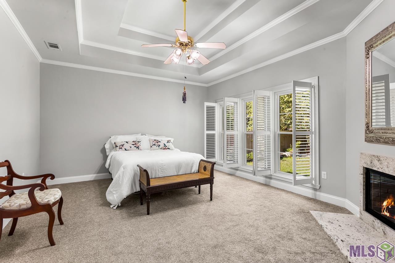 1525 River Run Dr