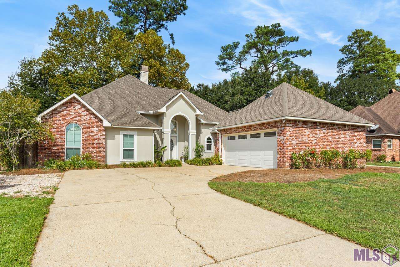 1525 River Run Dr