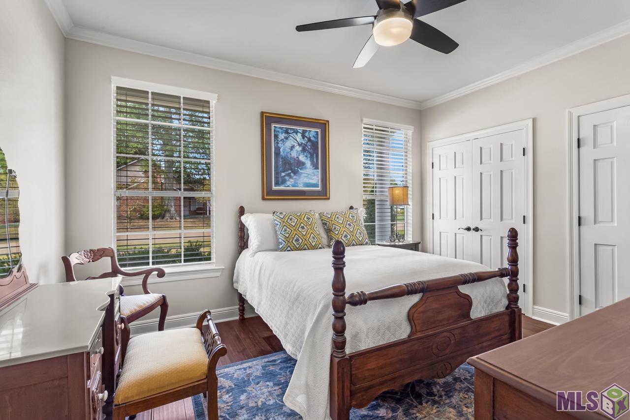 3137 Lockefield Dr