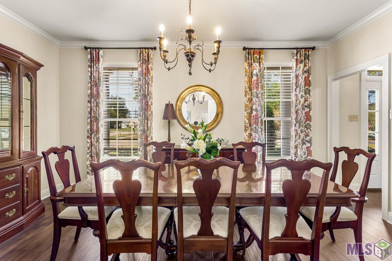 3137 Lockefield Dr